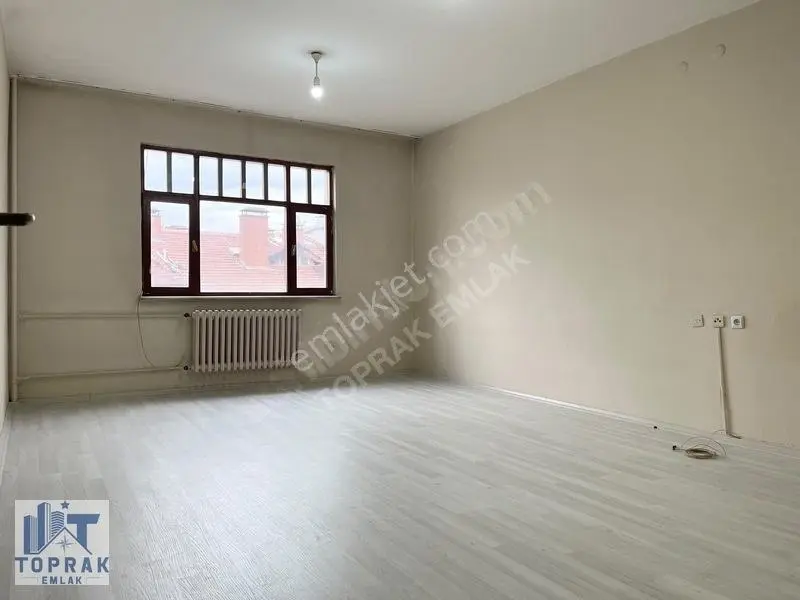 Toprak Emlak'tan Espark Avm Karşısı / Ara Kat / Satılık 3+1 — fotoğraf 4
