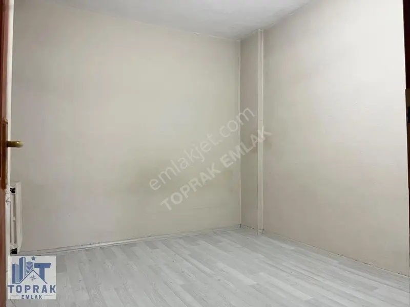 Toprak Emlak'tan Espark Avm Karşısı / Ara Kat / Satılık 3+1 — fotoğraf 18