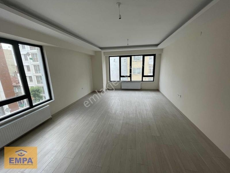 Empa'Dan Basın Şehitleri Caddesi Üzerinde 3+1 150M² Sıfır Daire