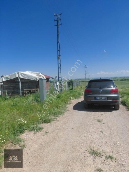 Ladik Mah İstanbul Yoluna 280 Mt Mesafede Müstakil Bahçe Arsası — fotoğraf 7