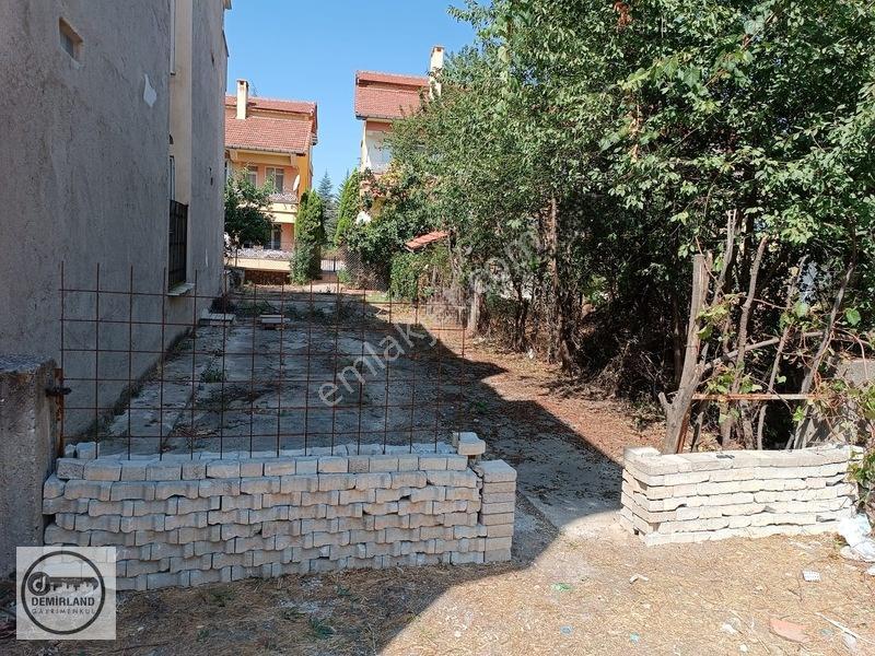 Demirland'Dan Satılık Enne'De 147M² Arsa