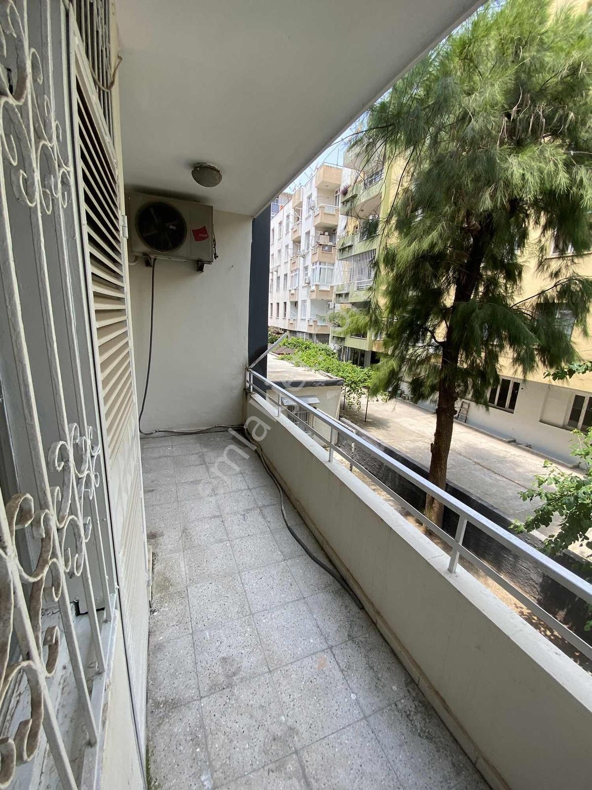 Finalden Barajyolu Adana Koleji Civarı Bulvar Üzeri 2+1 Eşyalı — fotoğraf 14