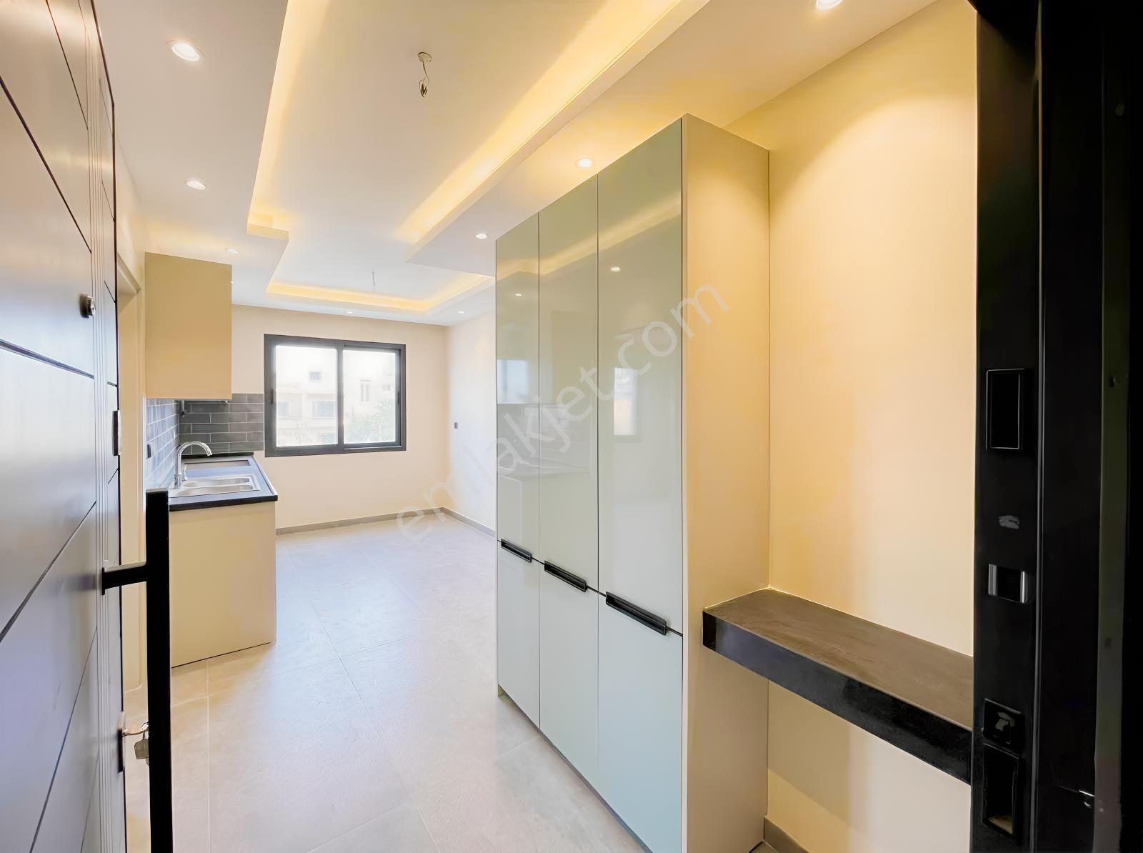 Ra Gayrmenkul Üniversite Civarı Site İçi Sıfır 2+0 — fotoğraf 9