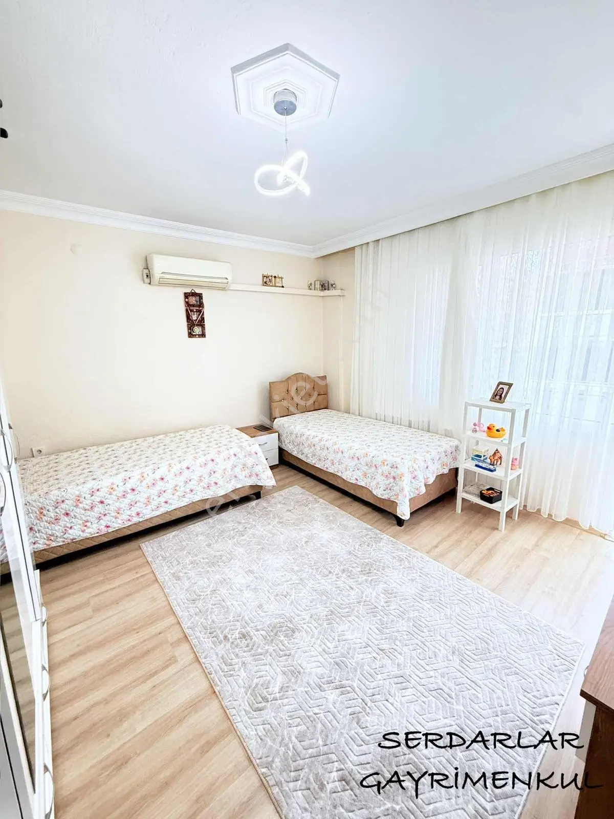 Serdarlar Gayrimenkul'den Cumhuriyet Mah 130 M2 Temiz Bakımlı — fotoğraf 9