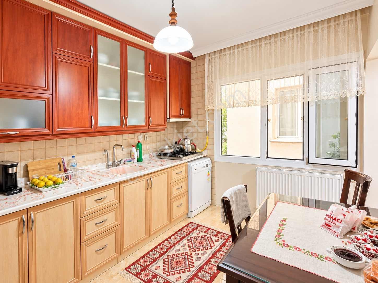 Serdarlar Gayrimenkulden 148 M2 Çarşı Merkez'de — fotoğraf 11