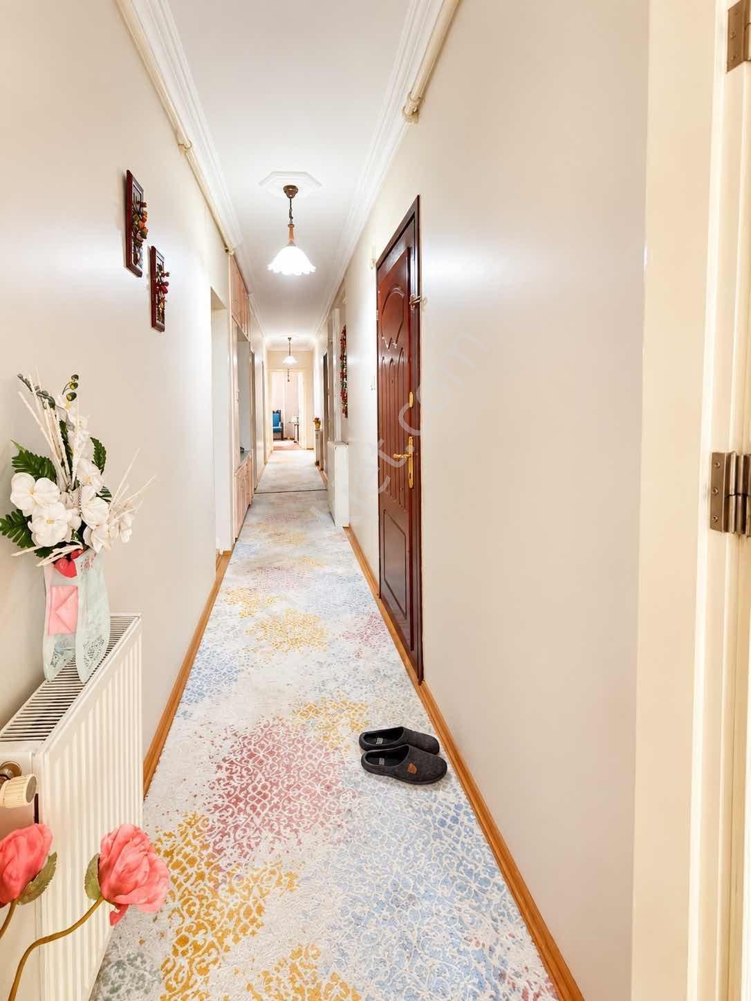 Serdarlar Gayrimenkulden 148 M2 Çarşı Merkez'de — fotoğraf 13