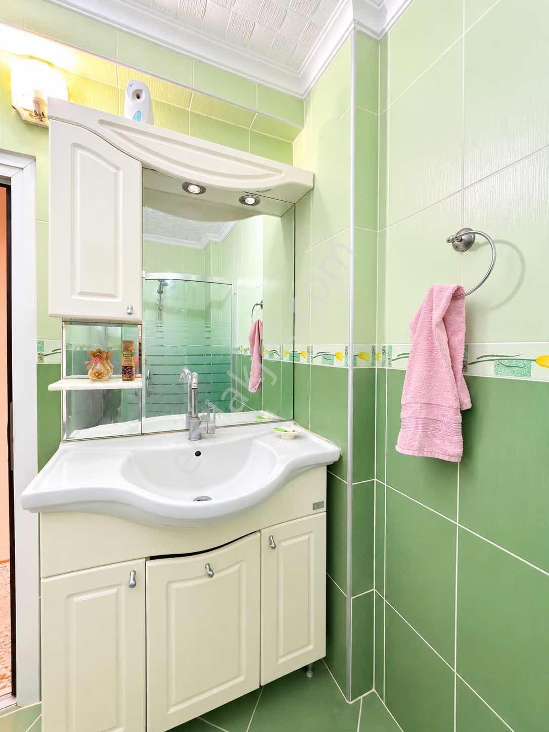 Serdarlar Gayrimenkulden 148 M2 Çarşı Merkez'de — fotoğraf 18