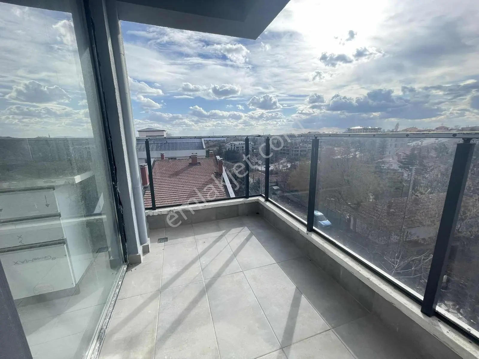 ''alaçatı''dan Cadde Ye 3 Dak Mesafede Satılık 4+1 Daire — fotoğraf 6