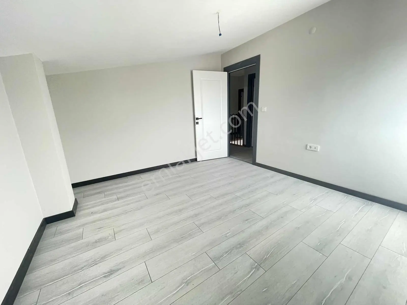 ''alaçatı''dan Cadde Ye 3 Dak Mesafede Satılık 4+1 Daire — fotoğraf 20