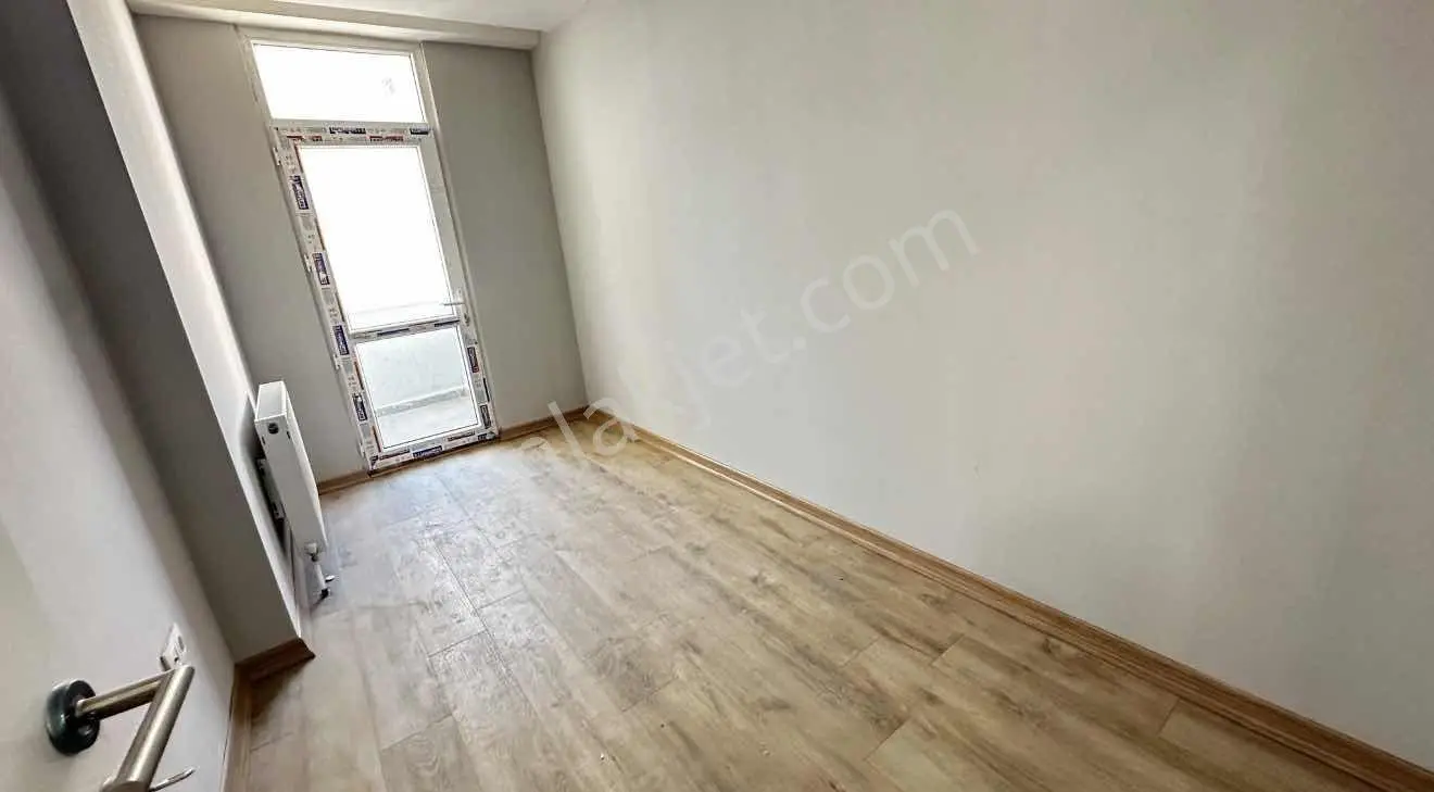 Mimarsinan Mah. Satılık 2+1 Ebeveyen Banyolu Yeni Daire — fotoğraf 14