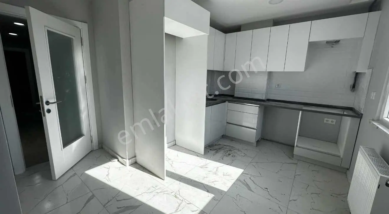 Mimarsinan Mah. Satılık 2+1 Ebeveyen Banyolu Yeni Daire — fotoğraf 17