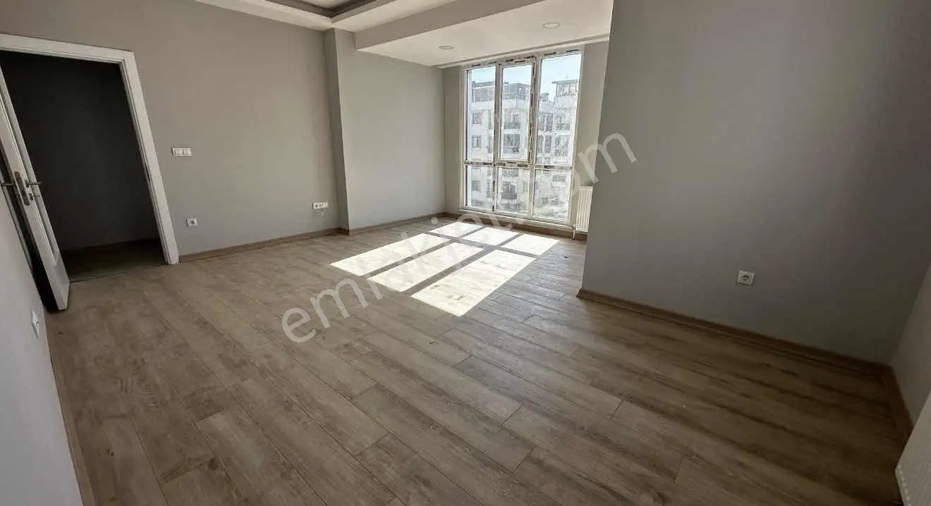 Mimarsinan Mah. Satılık 2+1 Ebeveyen Banyolu Yeni Daire — fotoğraf 23