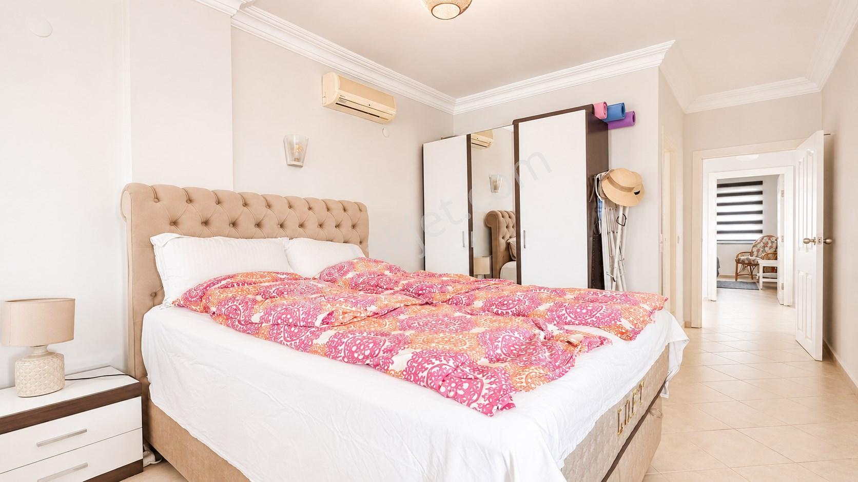 Alanya Mahmutlar’da Doğayla İç İçe, Denize Yakın 4+1 Lüks Villa — fotoğraf 9