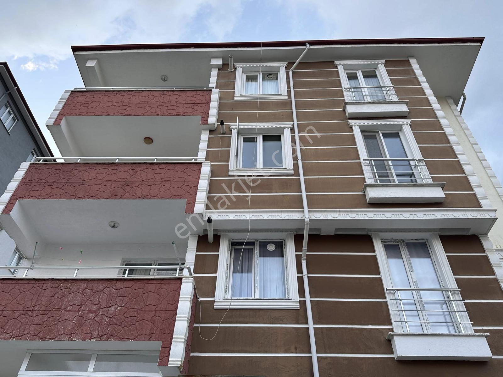 Tosya Merkez Devlet Hastanesi Yakını Ferah 3+1 Satılık Daire — fotoğraf 4