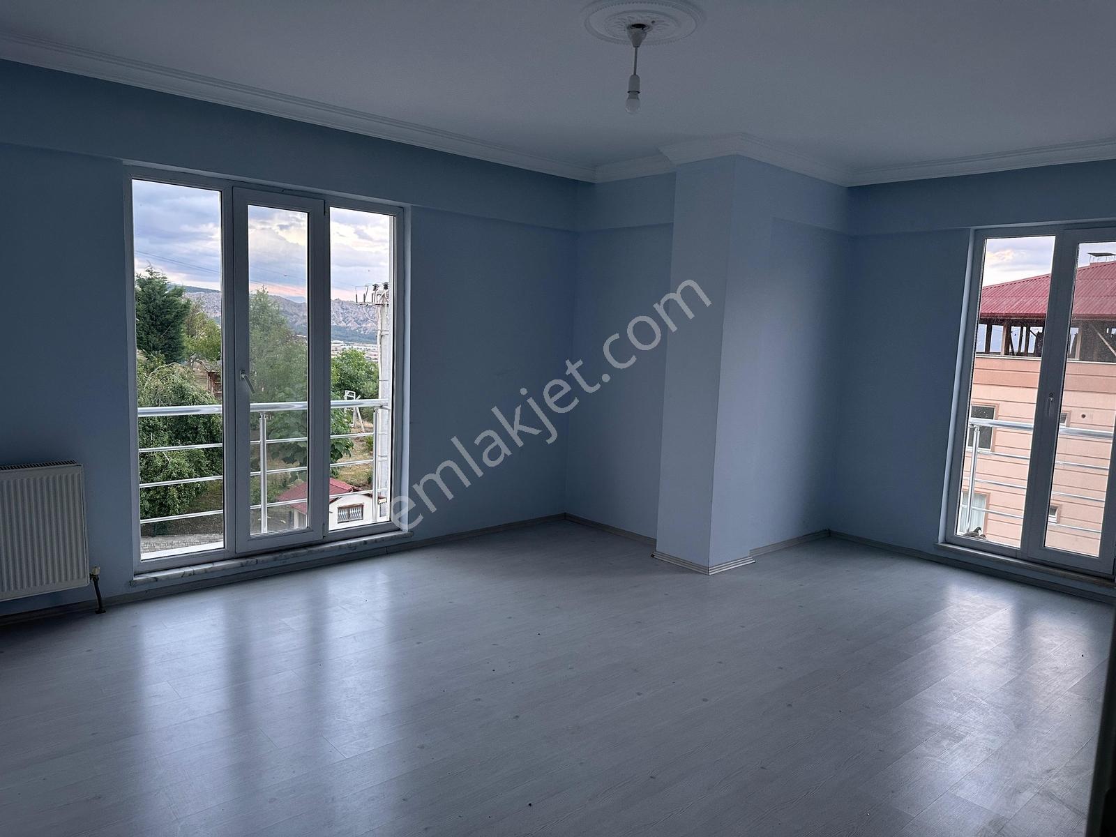 Tosya Merkez Devlet Hastanesi Yakını Ferah 3+1 Satılık Daire — fotoğraf 6