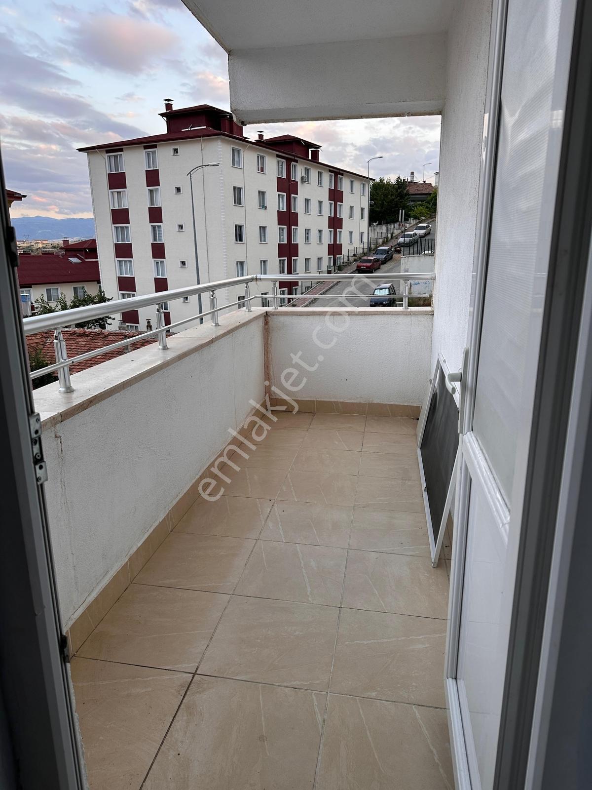 Tosya Merkez Devlet Hastanesi Yakını Ferah 3+1 Satılık Daire — fotoğraf 23
