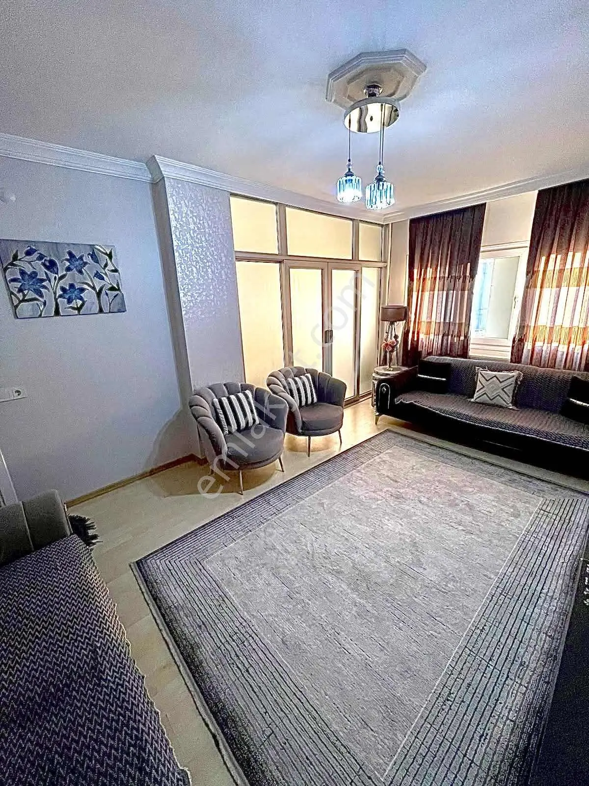Serdarlar Gayrimenkul'den 130 M2 Bakımlı 3+1 — fotoğraf 4