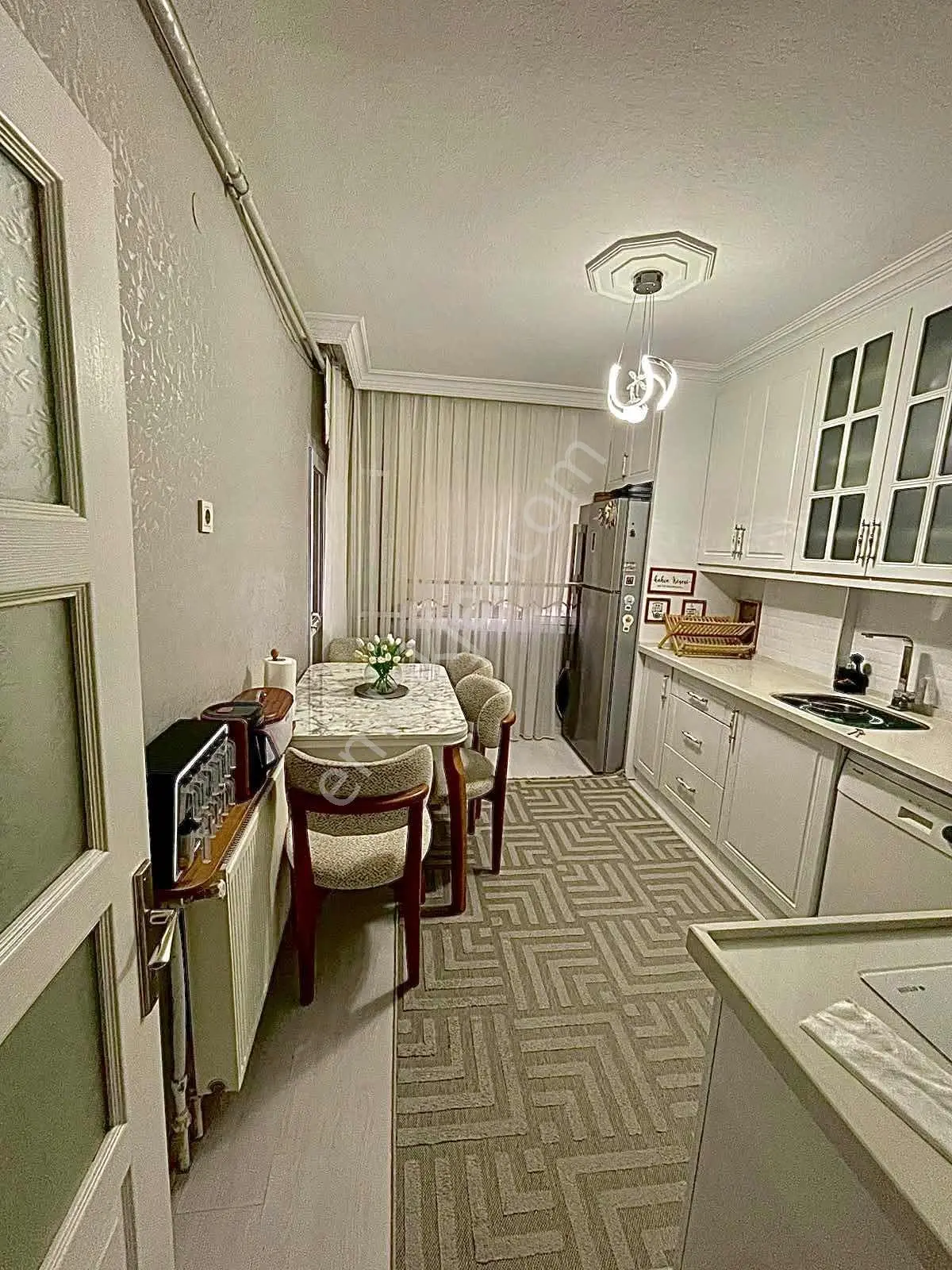 Serdarlar Gayrimenkul'den 130 M2 Bakımlı 3+1 — fotoğraf 8