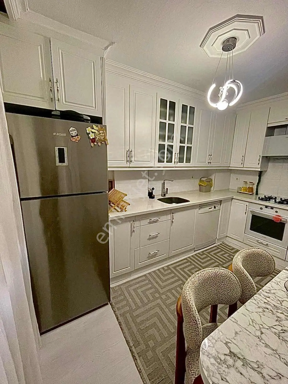 Serdarlar Gayrimenkul'den 130 M2 Bakımlı 3+1 — fotoğraf 9