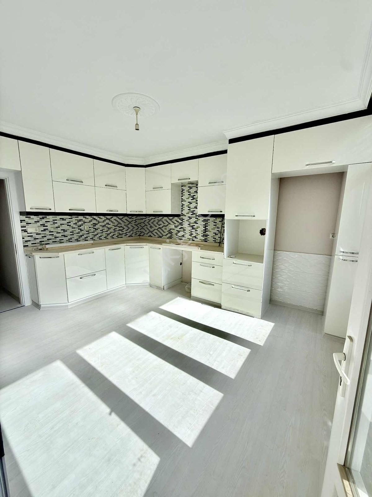 Acarlar Mah Zeminüstü 2.kat 135 M2 Temiz Bakımlı — fotoğraf 4