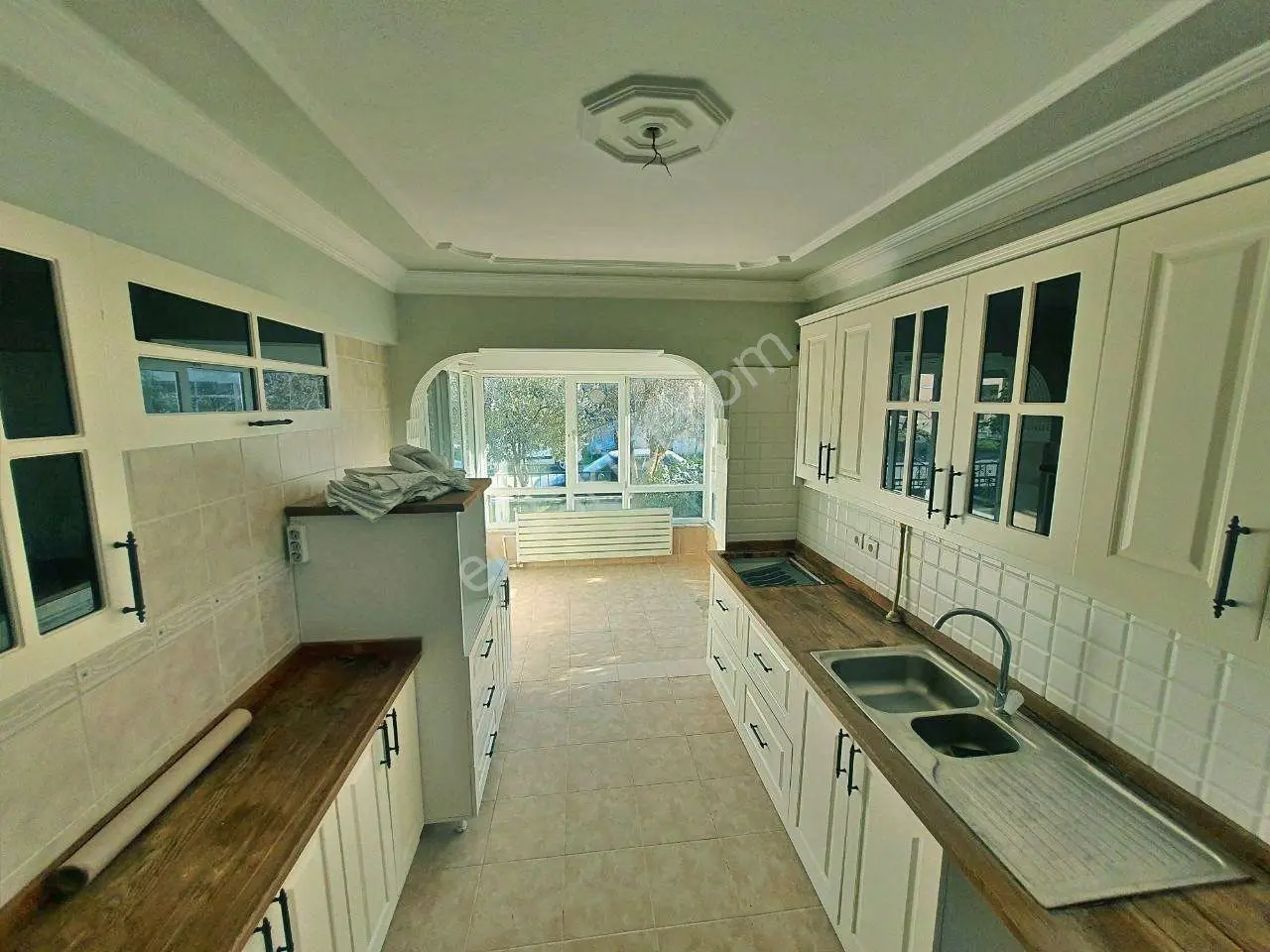 Uytundan Edremit Hamidiye Mahallesinde Daire Fiyatına 4+1 Villa — fotoğraf 3
