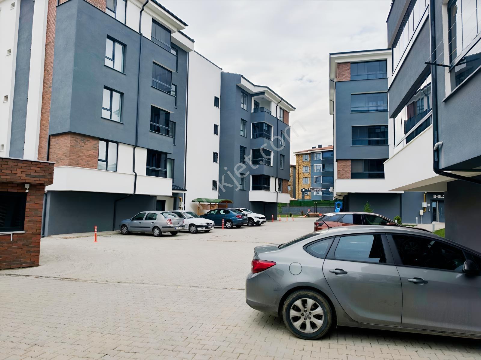 Emek'te Site İçi 3 Yıllık 3+1 Daire, Garajlı — fotoğraf 22