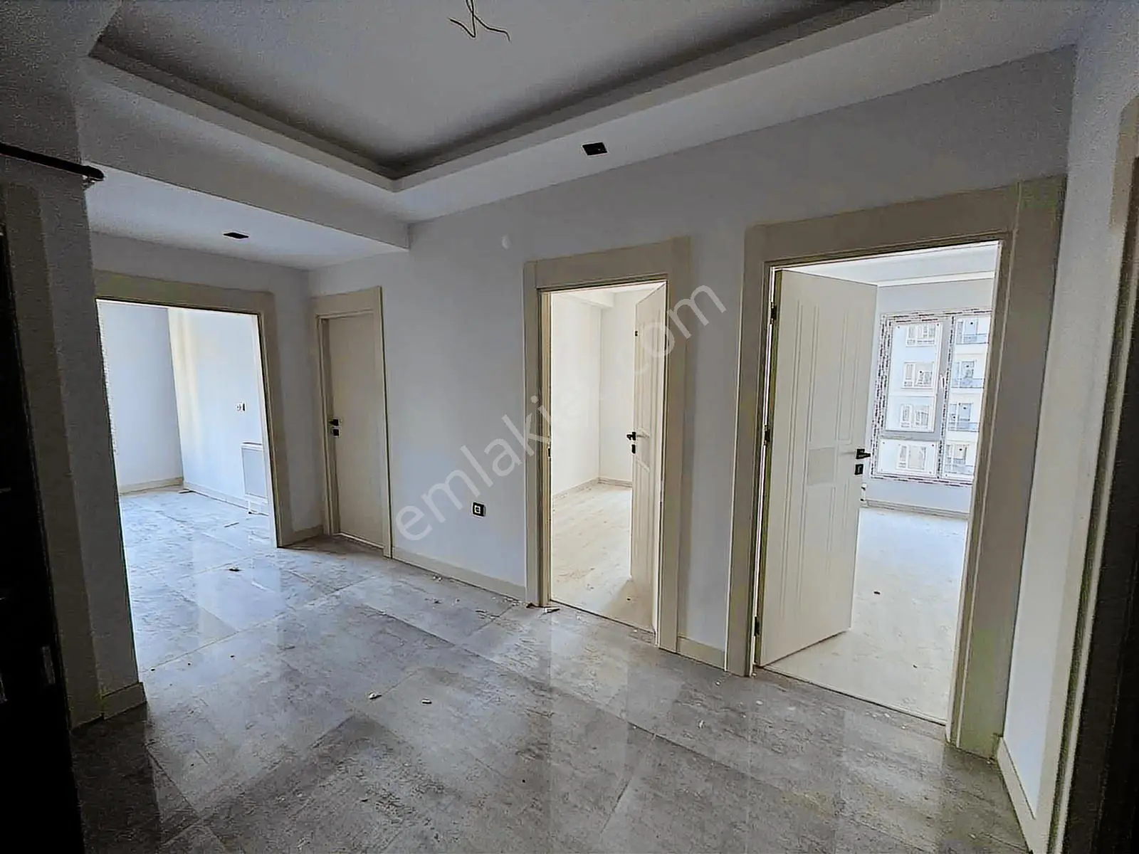 Rotasyon'dan Amazon Meda Sitesi 2+1 Satılık Köşe Büyük M2 Daire — fotoğraf 2