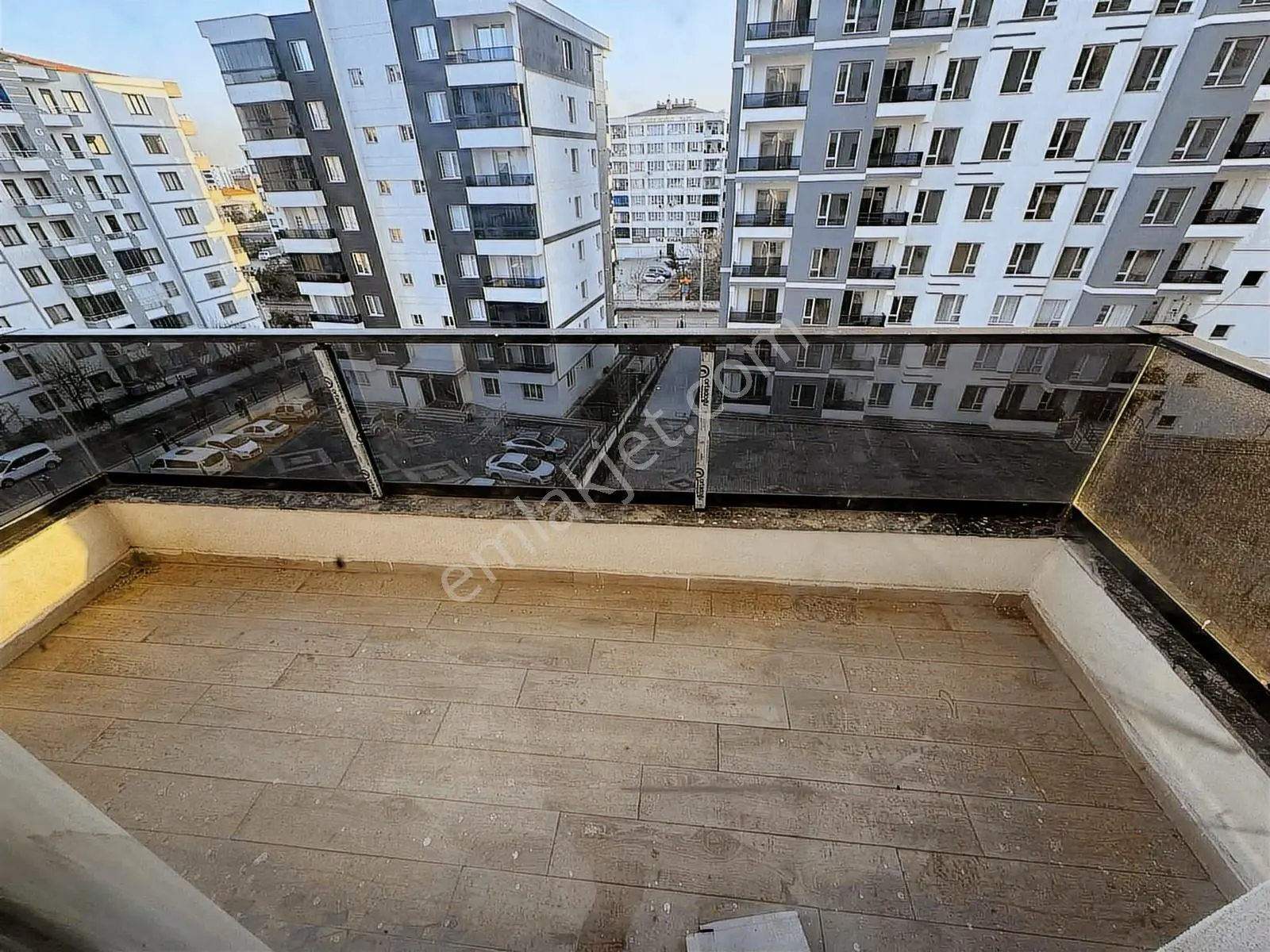 Rotasyon'dan Amazon Meda Sitesi 2+1 Satılık Köşe Büyük M2 Daire — fotoğraf 7