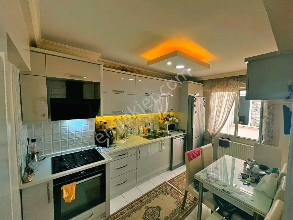 Yetkisi Uytundan Güzelyalıda Poligonmetro Dibi Sahile 400 Mt 3+1 — fotoğraf 3