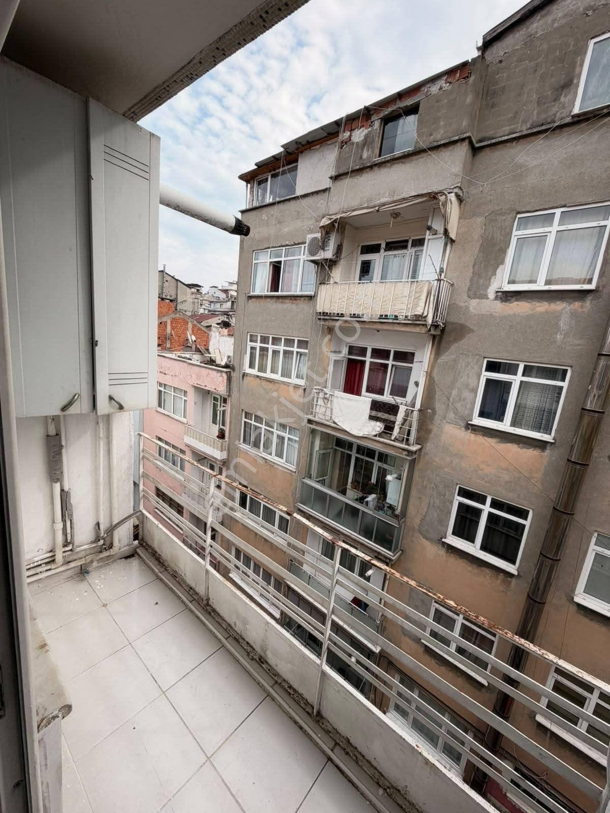 Samsun İlkadım Çiftlik Mahallesi'nde 4.kat 2+1 Satılık Daire — fotoğraf 5