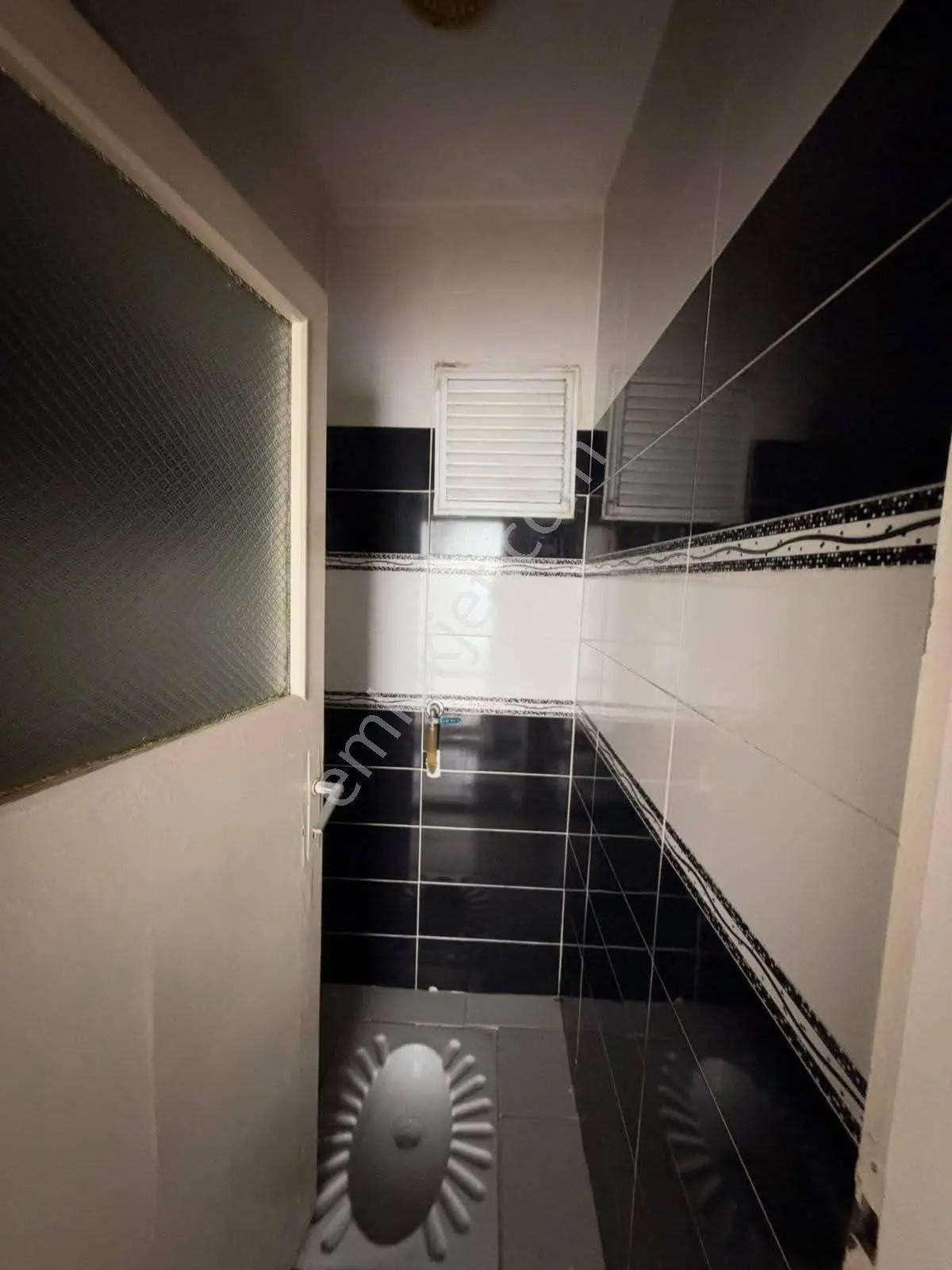Samsun İlkadım Çiftlik Mahallesi'nde 4.kat 2+1 Satılık Daire — fotoğraf 10