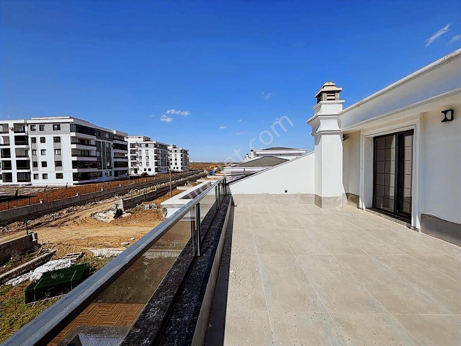 Rotasyon'dan Aras Arya Villalarında Satılık 6+1 Tripleks Villa — fotoğraf 25