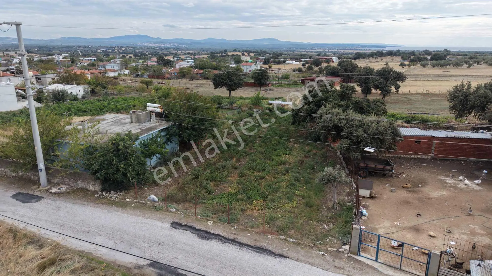 Çanakkale Ezine Kumburun Köyü'nde 703 M2 Arsa — fotoğraf 12