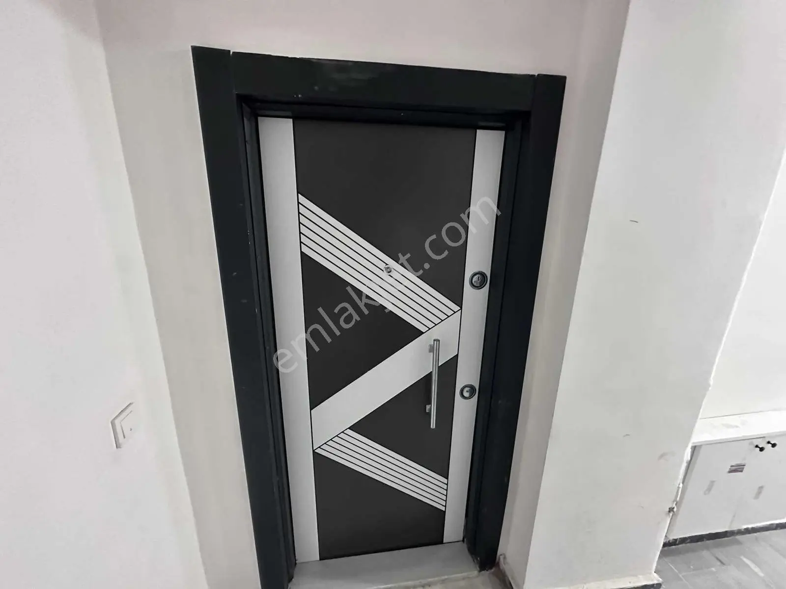 2+0 90 M2 Merkezi Konumda, 2 Yaşında, Krediye Ve Yatırıma Uygun — fotoğraf 29