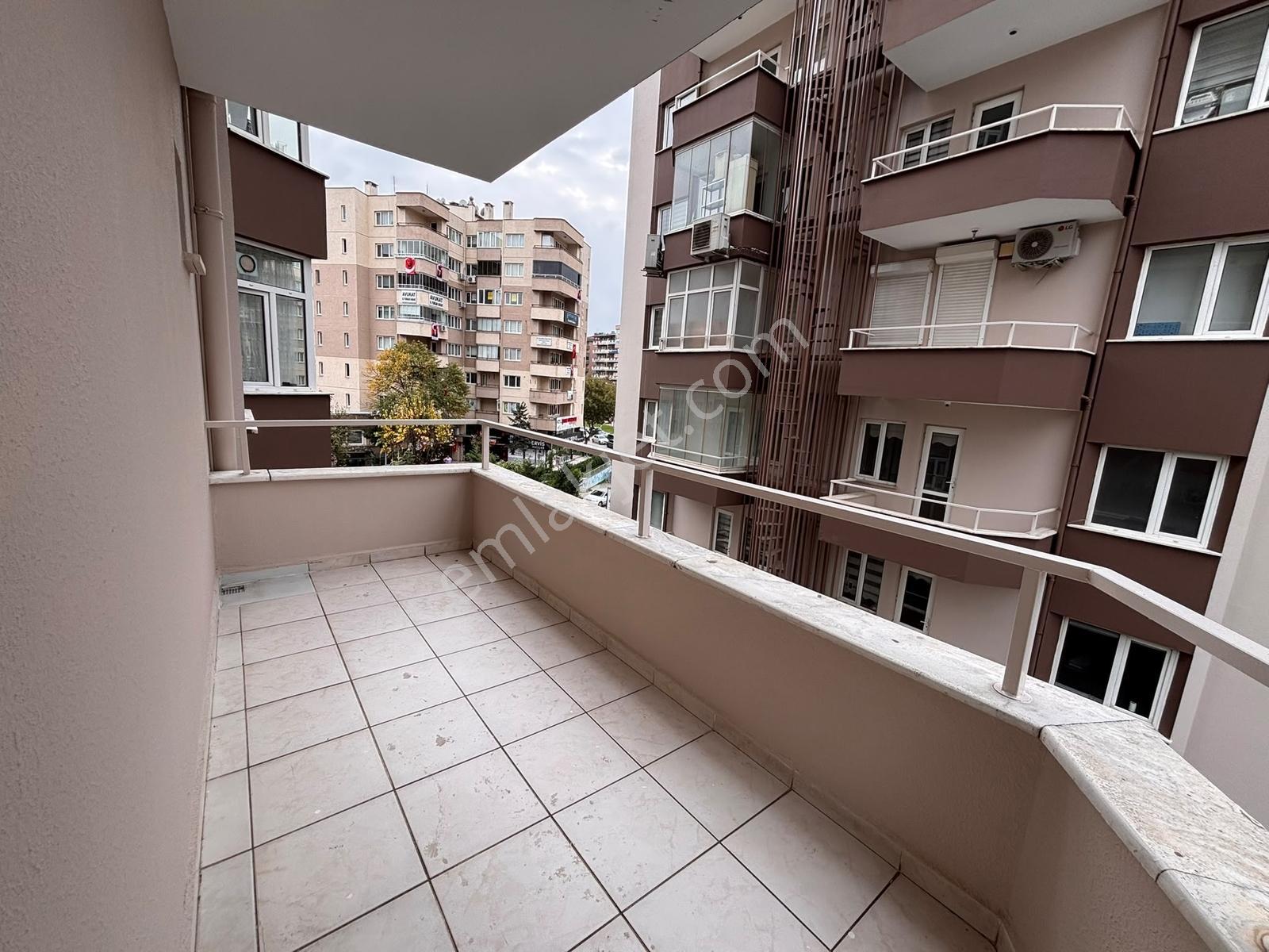 Prestıge'den Tuna Cad.hobinin Üst Katı Fırsat 3+1 Daire — fotoğraf 5