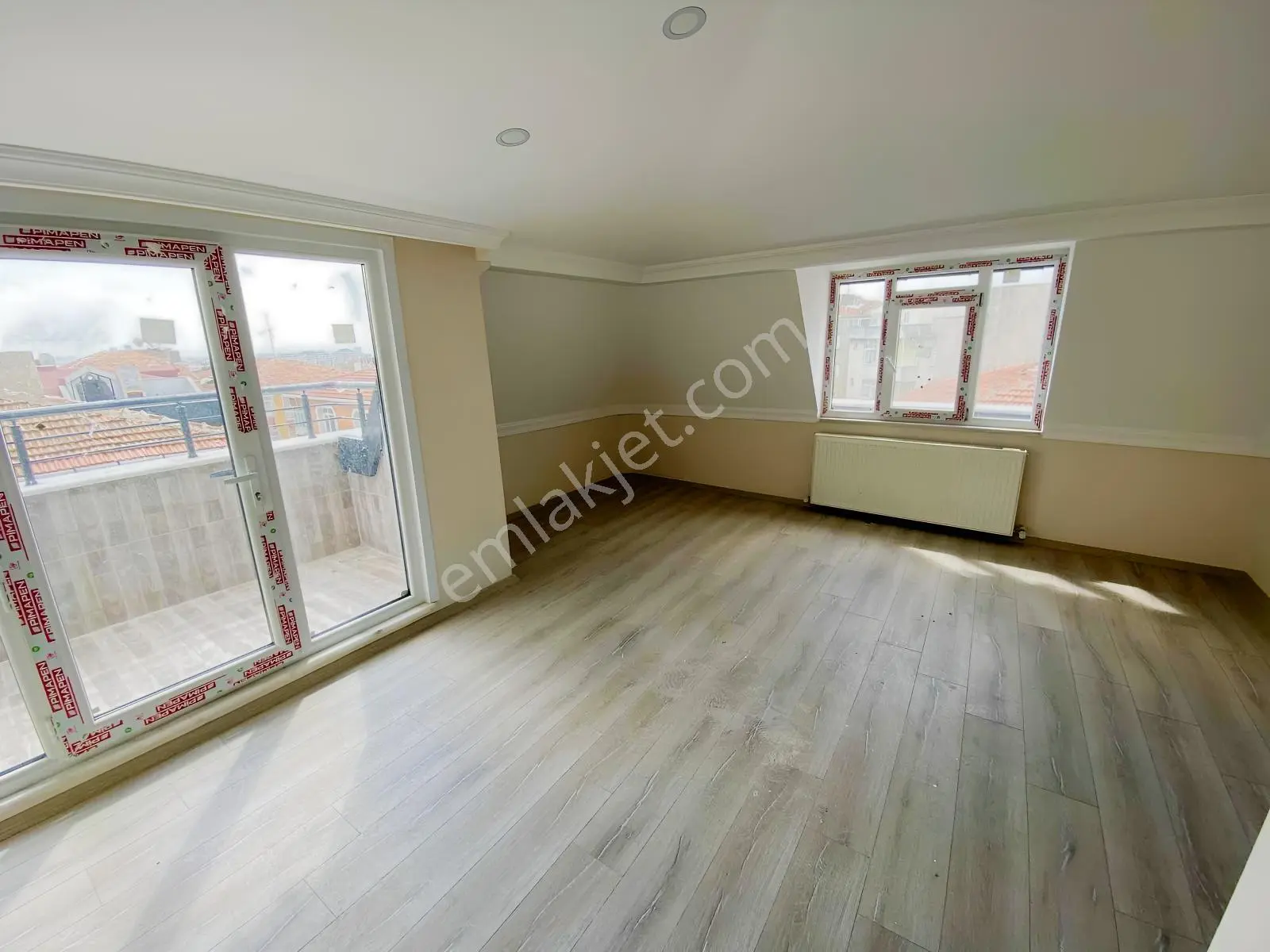 Güngören Merkez Mahallesin De Mafsal Kat 2+1 Teraslı Daire — fotoğraf 12