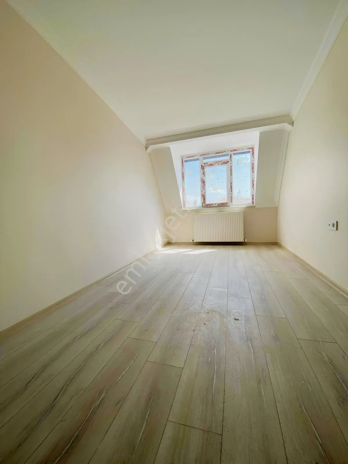Güngören Merkez Mahallesin De Mafsal Kat 2+1 Teraslı Daire — fotoğraf 15