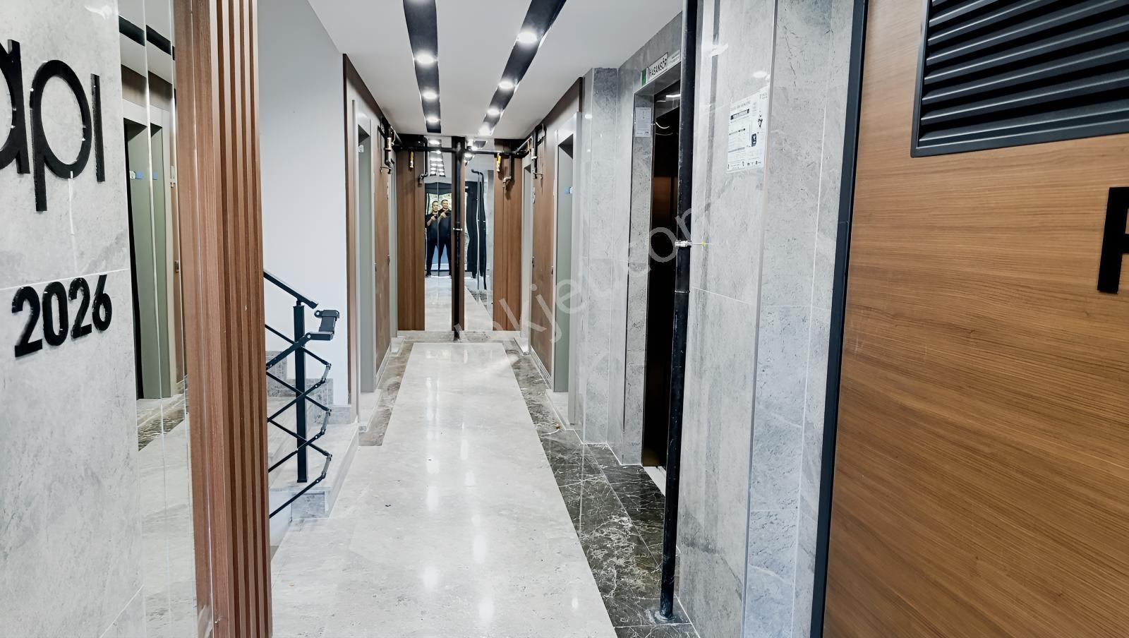 Konyaaltı Pınarbaşında Özelbahçeli Lüks Villa Tadında 3+1 — fotoğraf 23