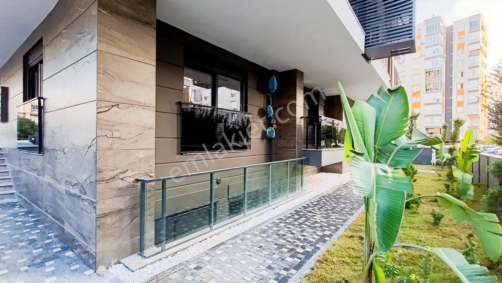 Konyaaltı Pınarbaşında Özelbahçeli Lüks Villa Tadında 3+1 — fotoğraf 31