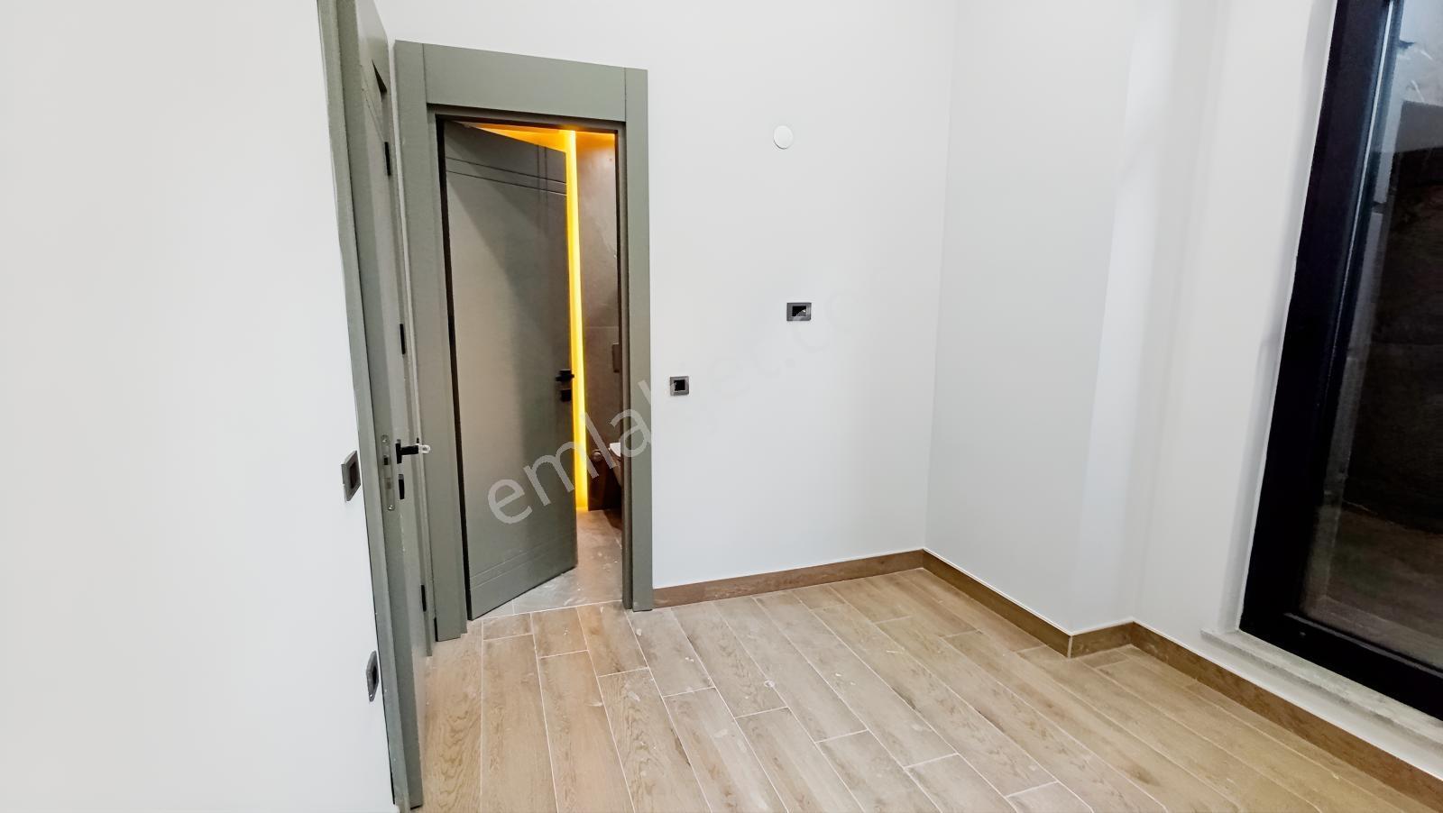 Konyaaltı Pınarbaşında Özelbahçeli Lüks Villa Tadında 3+1 — fotoğraf 34