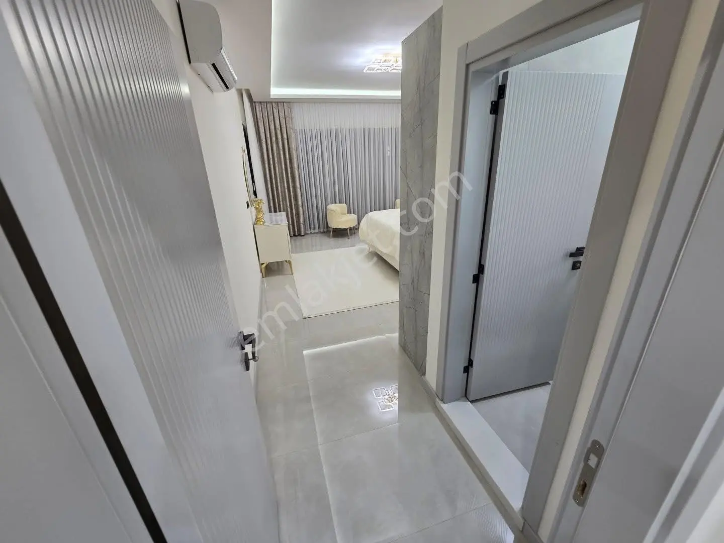 Didim’de Satılık 4+1 Eşyalı, Havuzlu Müstakil Villa — fotoğraf 21