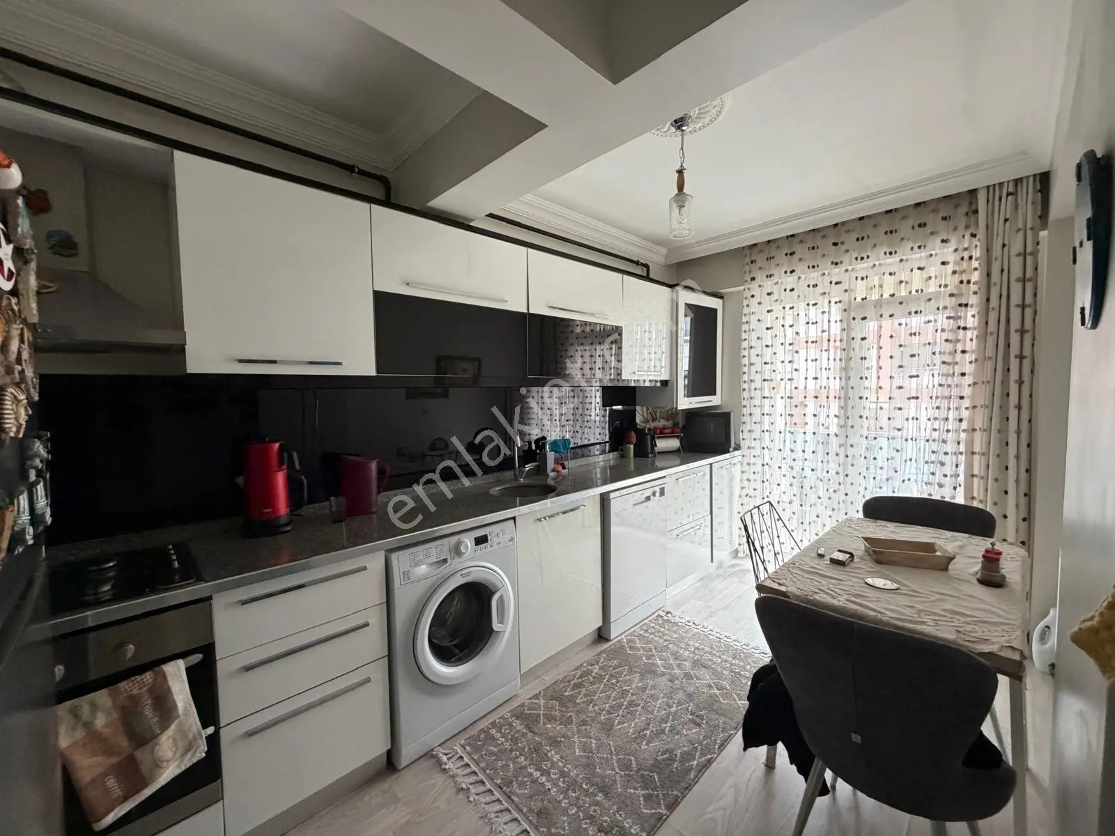 Rba Gayrimenkul,den Göztepe Mahallesi,nde Satılık 2+1 Daire — fotoğraf 2