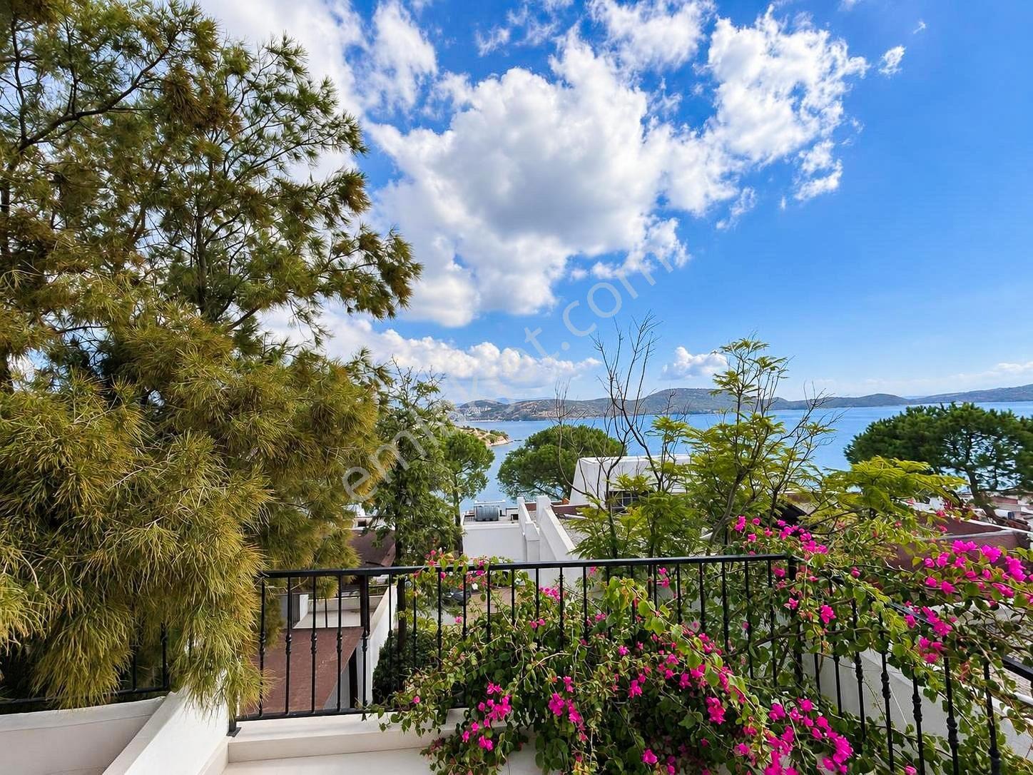 Bitez Aktur'da, Özel Plajlı Düz Ayak Konumlu 2+2 Alangülü Villa — fotoğraf 14