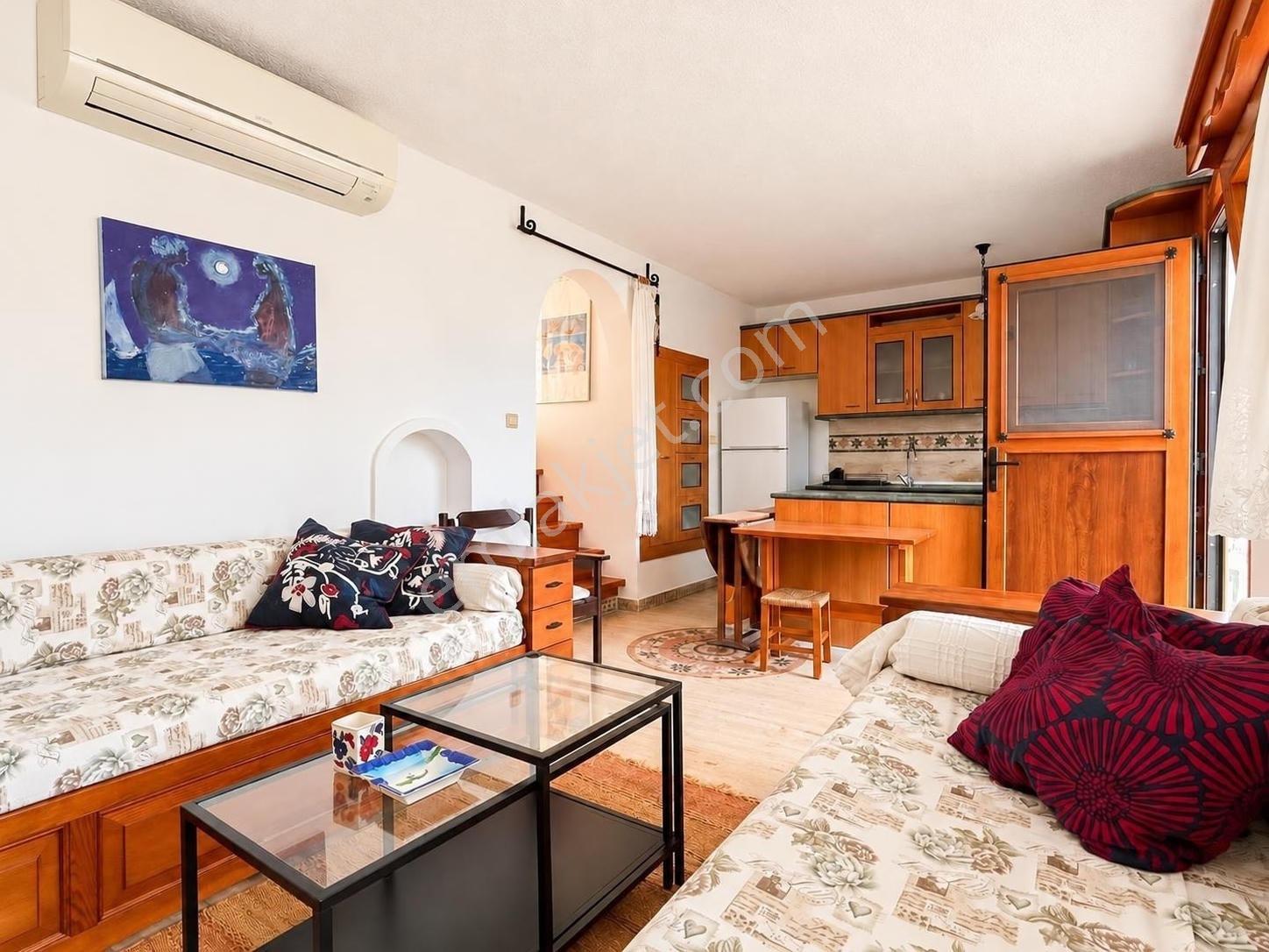 Bitez Aktur'da, Özel Plajlı Düz Ayak Konumlu 2+2 Alangülü Villa — fotoğraf 24