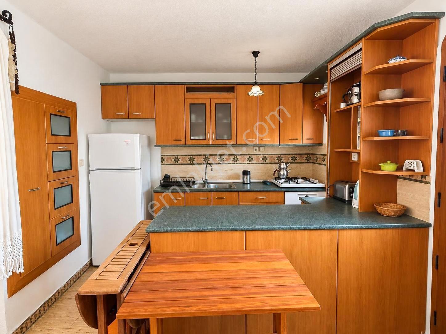Bitez Aktur'da, Özel Plajlı Düz Ayak Konumlu 2+2 Alangülü Villa — fotoğraf 28
