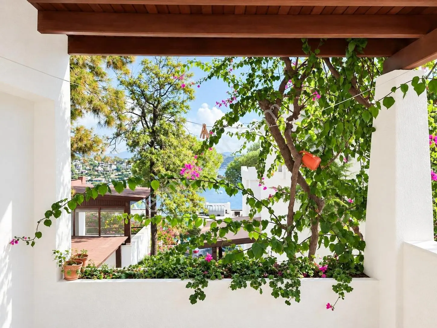 Bitez Aktur'da, Özel Plajlı Düz Ayak Konumlu 2+2 Alangülü Villa — fotoğraf 49