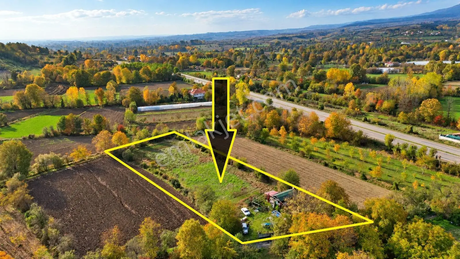╣garanti Emlak'tan Taşköprü Yolunda - 3.600 M² Resmi Yapılı Arsa — fotoğraf 3