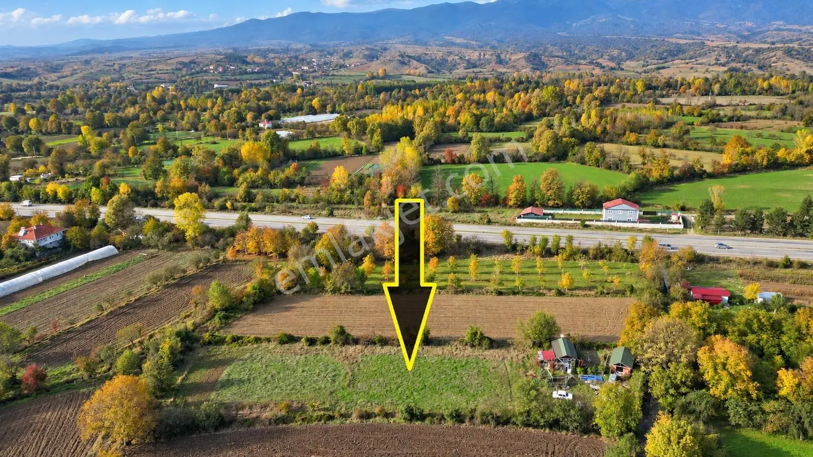 ╣garanti Emlak'tan Taşköprü Yolunda - 3.600 M² Resmi Yapılı Arsa — fotoğraf 4