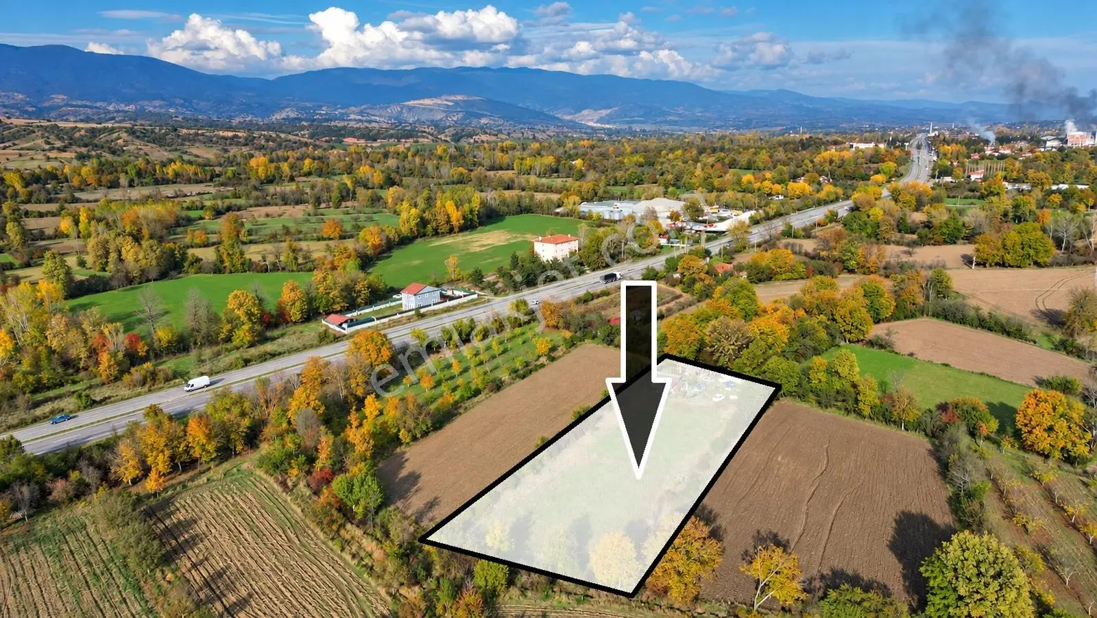 ╣garanti Emlak'tan Taşköprü Yolunda - 3.600 M² Resmi Yapılı Arsa — fotoğraf 5