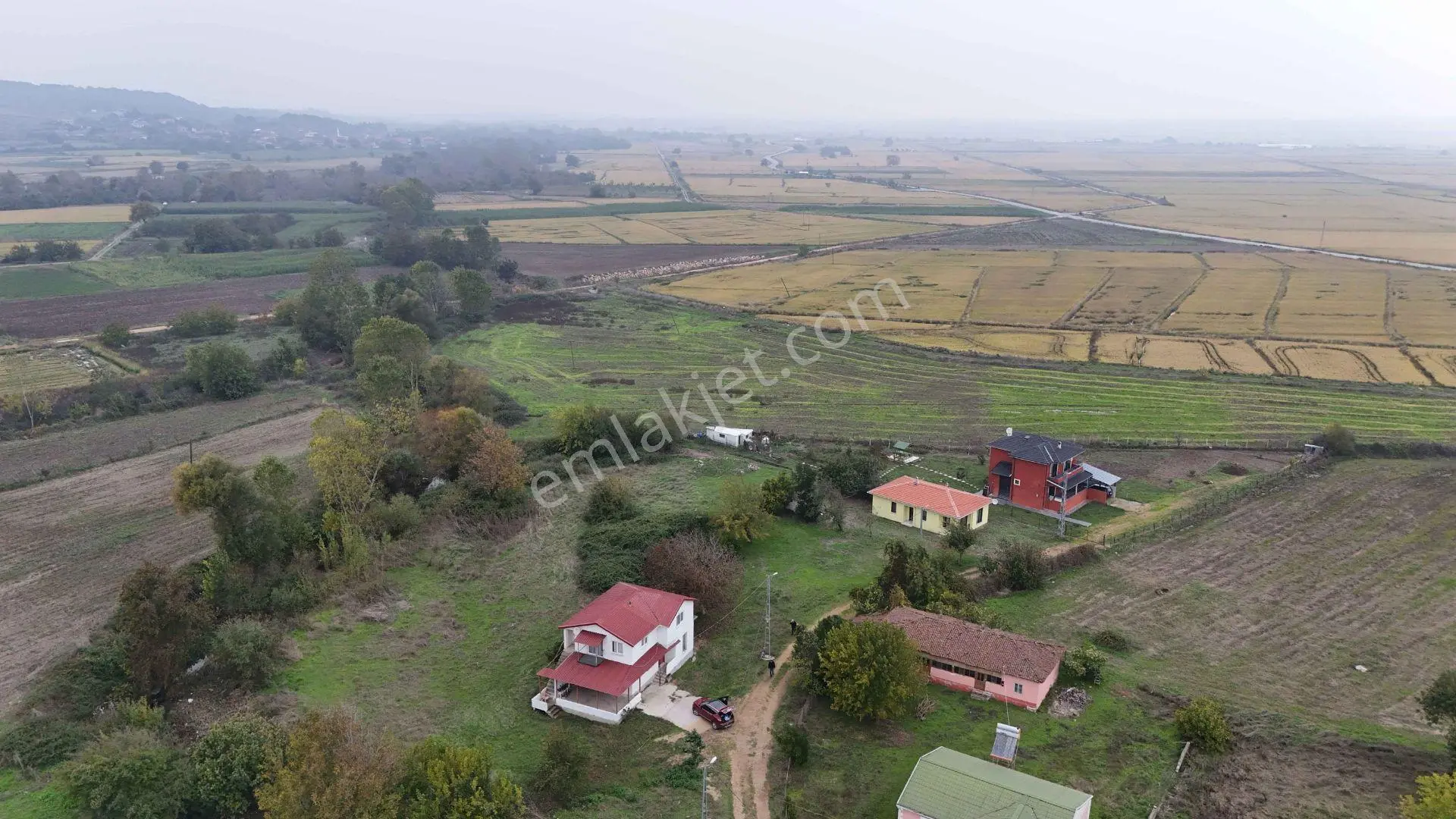 Biga Hacıköy’de 2 Kat İmarlı Satılık Arsa — fotoğraf 5